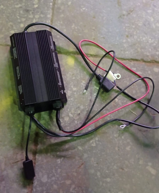 Зарядное устройство 24V/10A для CDDR-E (24V/10A CHARGER,WITH CABLE 35206000227)