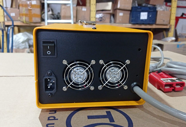 Зарядное устройство 24V/30A для CDDK15-III/CDDR15-III (24V/30A Charger 35206000016)